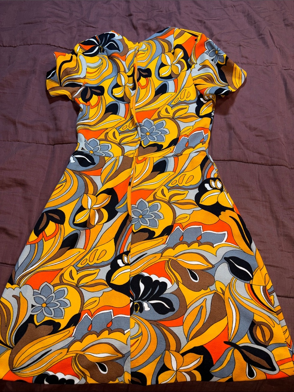 Vintage Dress by ILGWU. - Picture 16 of 16